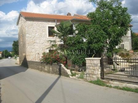 Dom Na predaj - PRIMORSKO-GORANSKA KRK