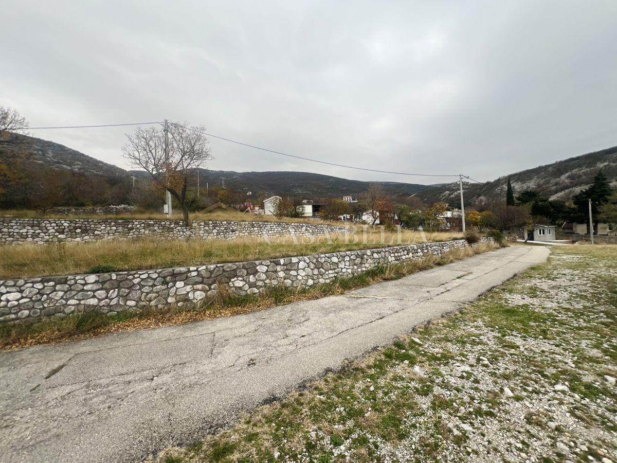 Zemljište Na prodaju - PRIMORSKO-GORANSKA NOVI VINODOLSKI