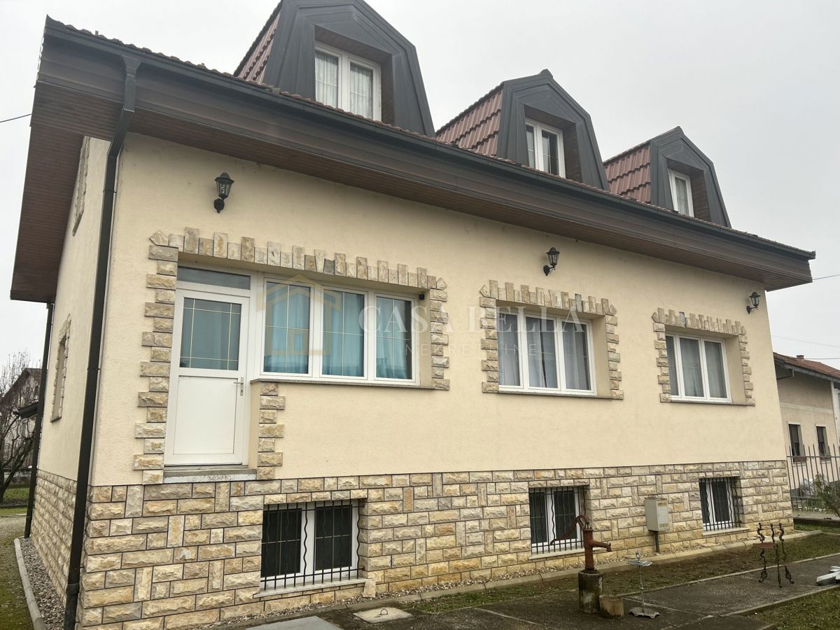 Maison À vendre - ZAGREBAČKA JASTREBARSKO