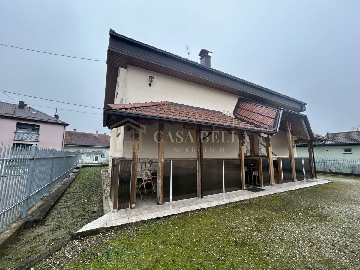 Maison À vendre - ZAGREBAČKA JASTREBARSKO