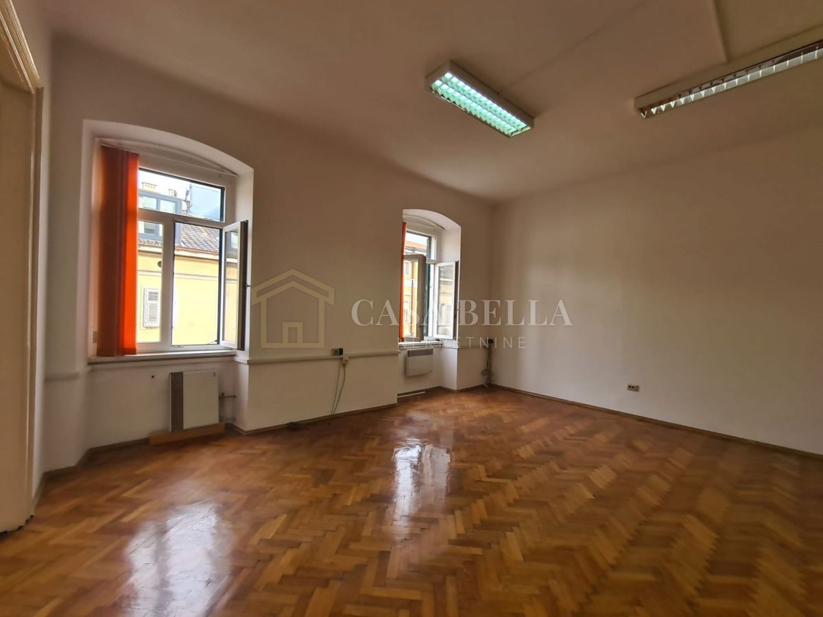 Commerciale Da affittare - PRIMORSKO-GORANSKA RIJEKA