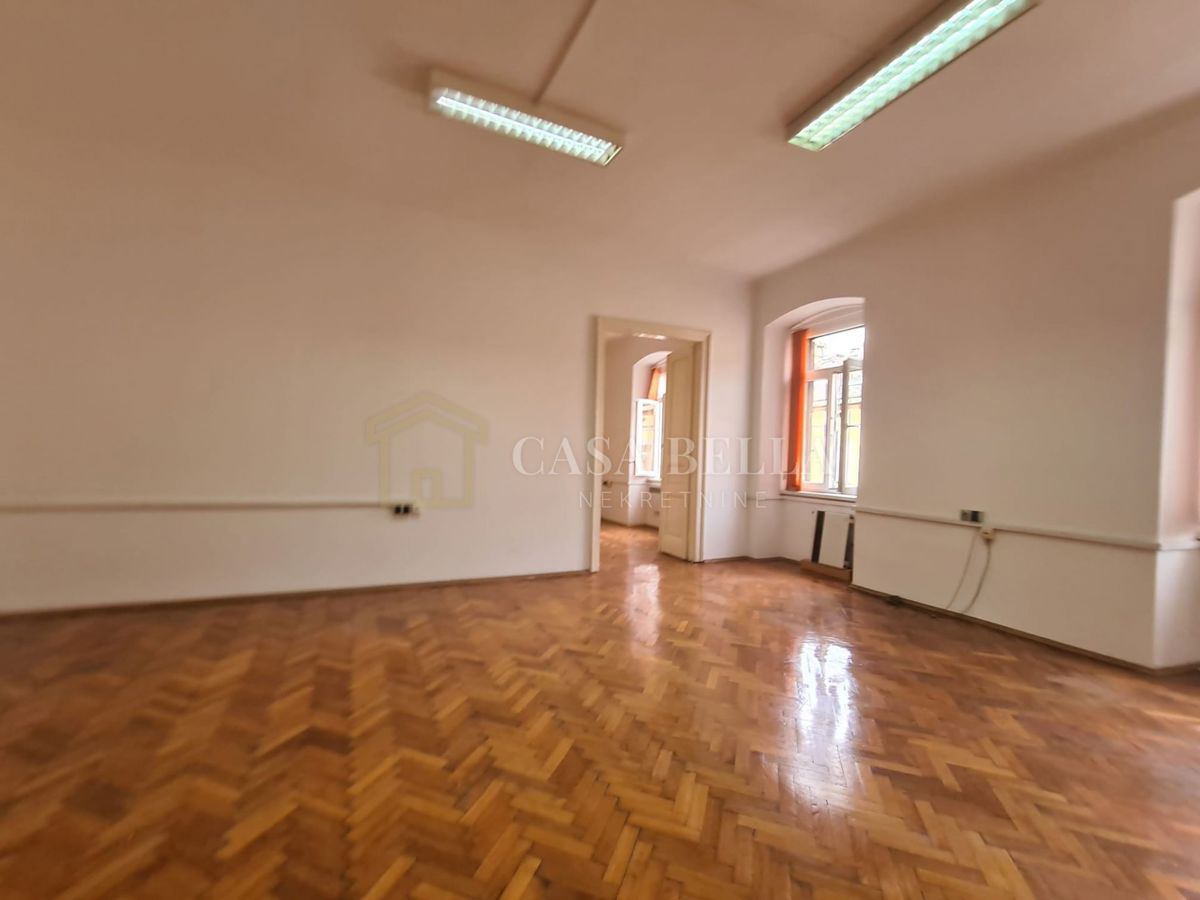 Commerciale Da affittare - PRIMORSKO-GORANSKA RIJEKA