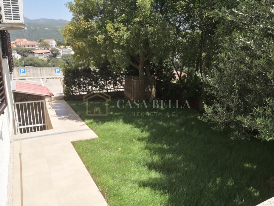 Appartamento In vendita - Primorsko-goranska Novi Vinodolski - foto 2/10