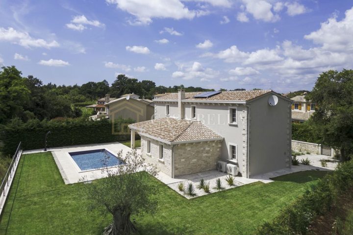 Maison à vendre – Barban