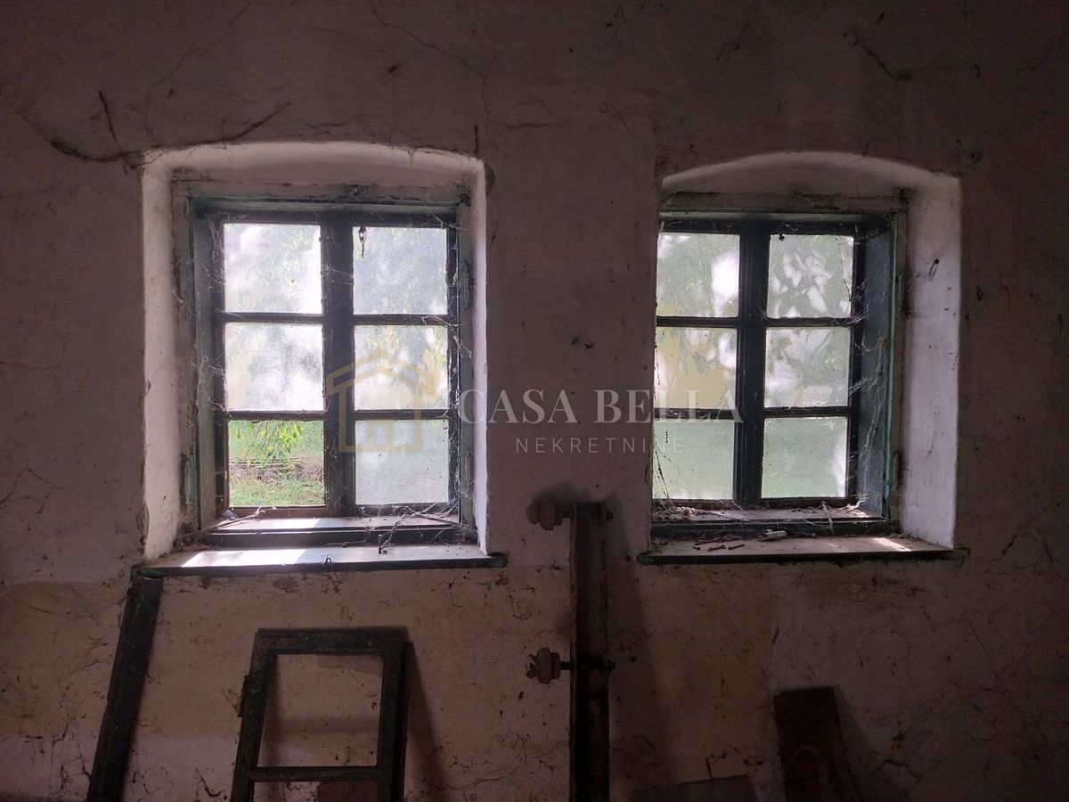 Haus Zu verkaufen - OSJEČKO-BARANJSKA VALPOVO