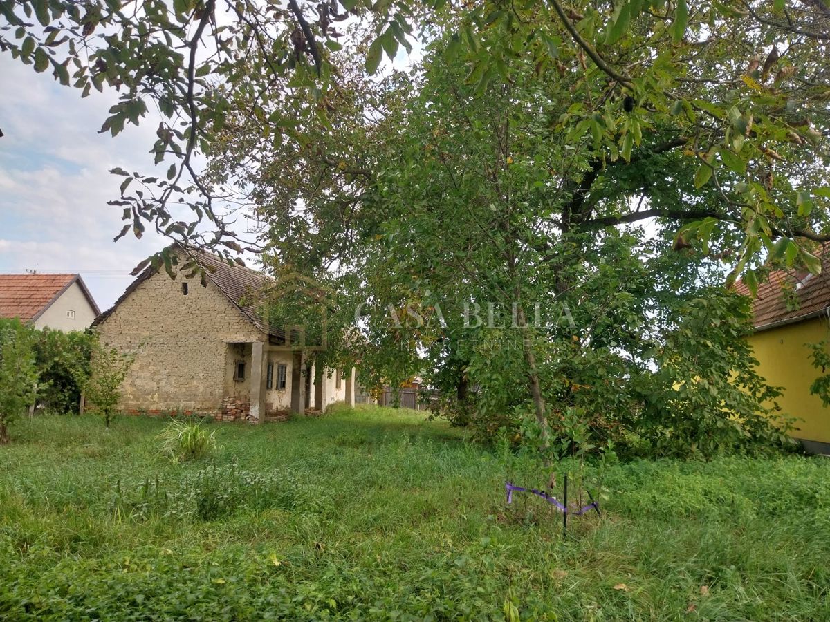 Haus Zu verkaufen - OSJEČKO-BARANJSKA VALPOVO