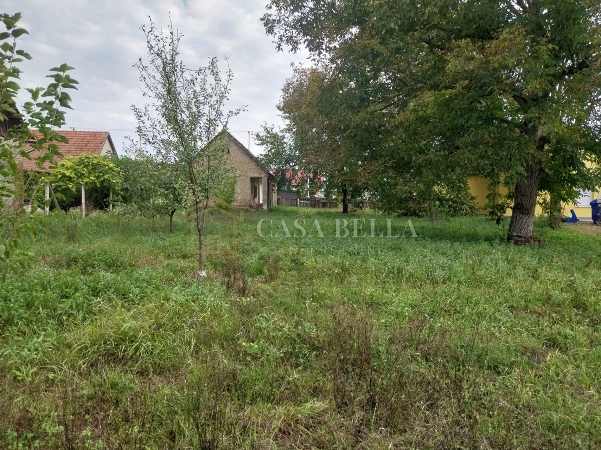 Haus Zu verkaufen - OSJEČKO-BARANJSKA VALPOVO