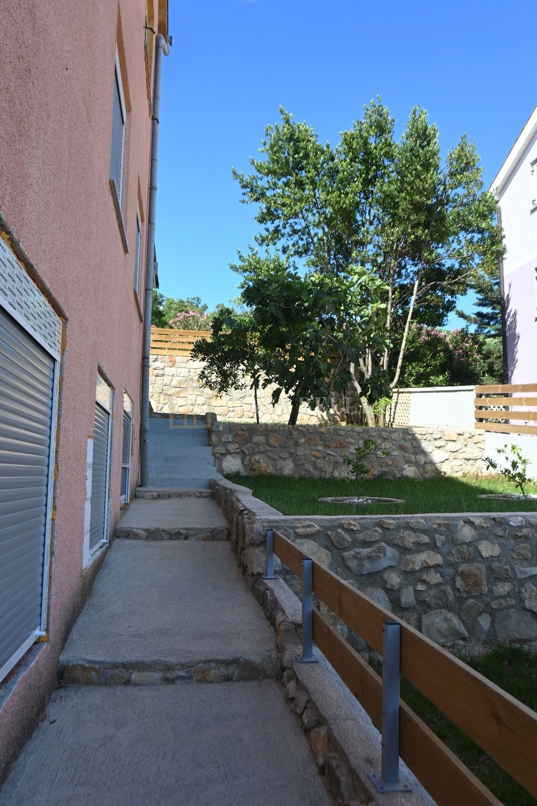 Flat For sale - PRIMORSKO-GORANSKA CRIKVENICA