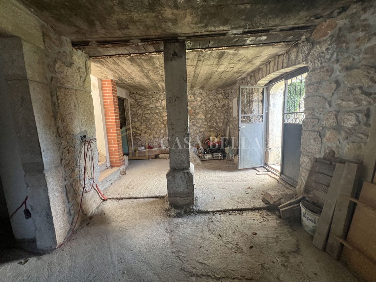 Kuća Na prodaju - PRIMORSKO-GORANSKA VINODOLSKA OPĆINA