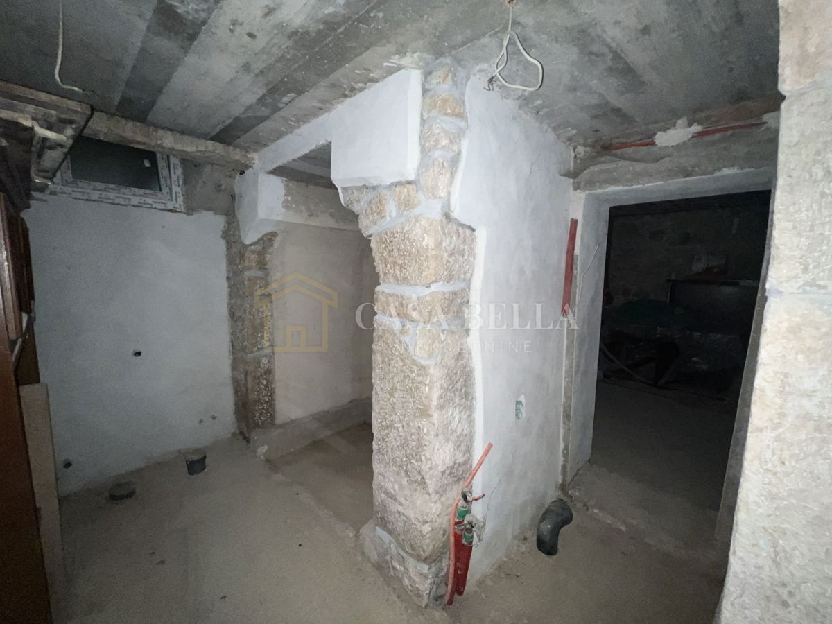 Kuća Na prodaju - PRIMORSKO-GORANSKA VINODOLSKA OPĆINA