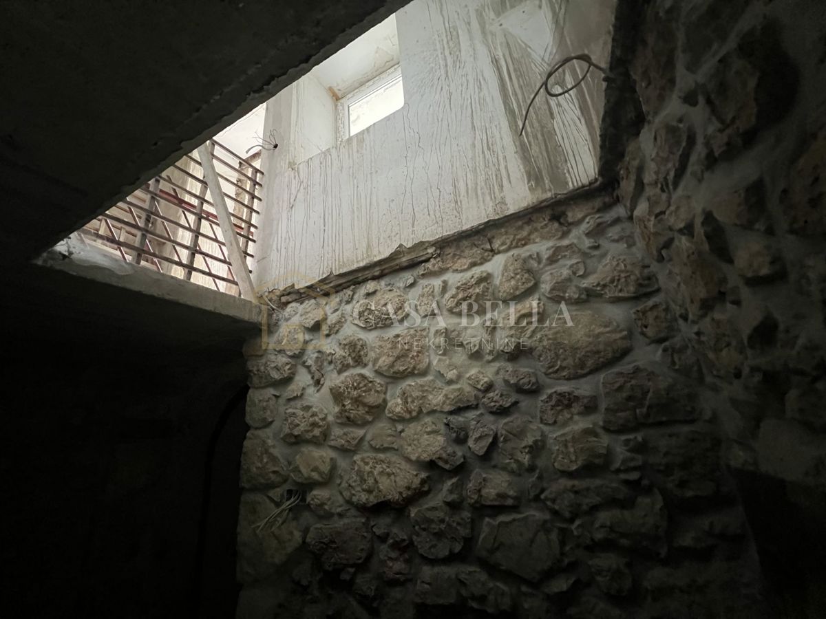 Kuća Na prodaju - PRIMORSKO-GORANSKA VINODOLSKA OPĆINA