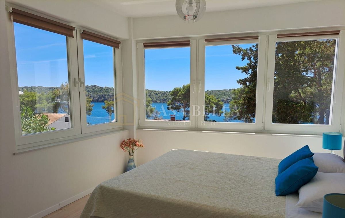Hiša Na predaj - PRIMORSKO-GORANSKA MALI LOŠINJ