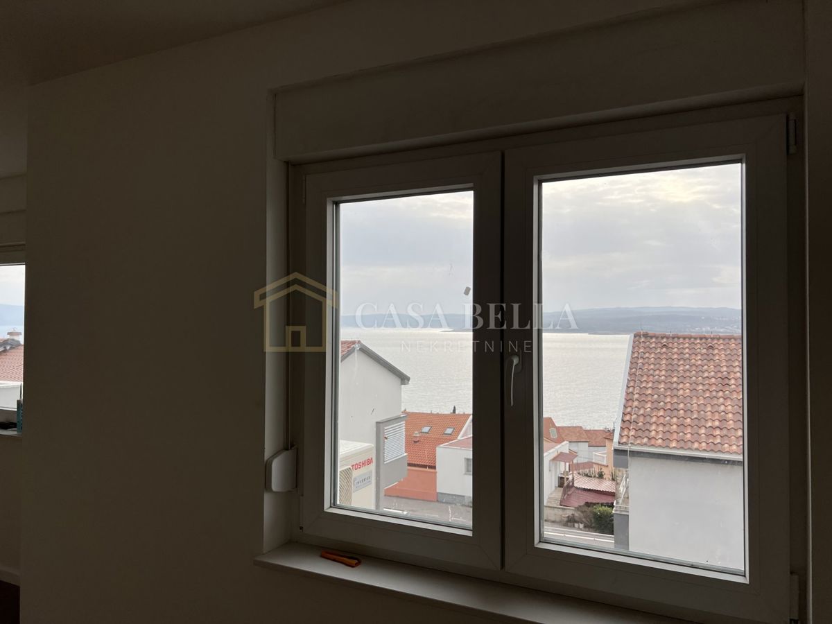 Stan Na prodaju - PRIMORSKO-GORANSKA CRIKVENICA