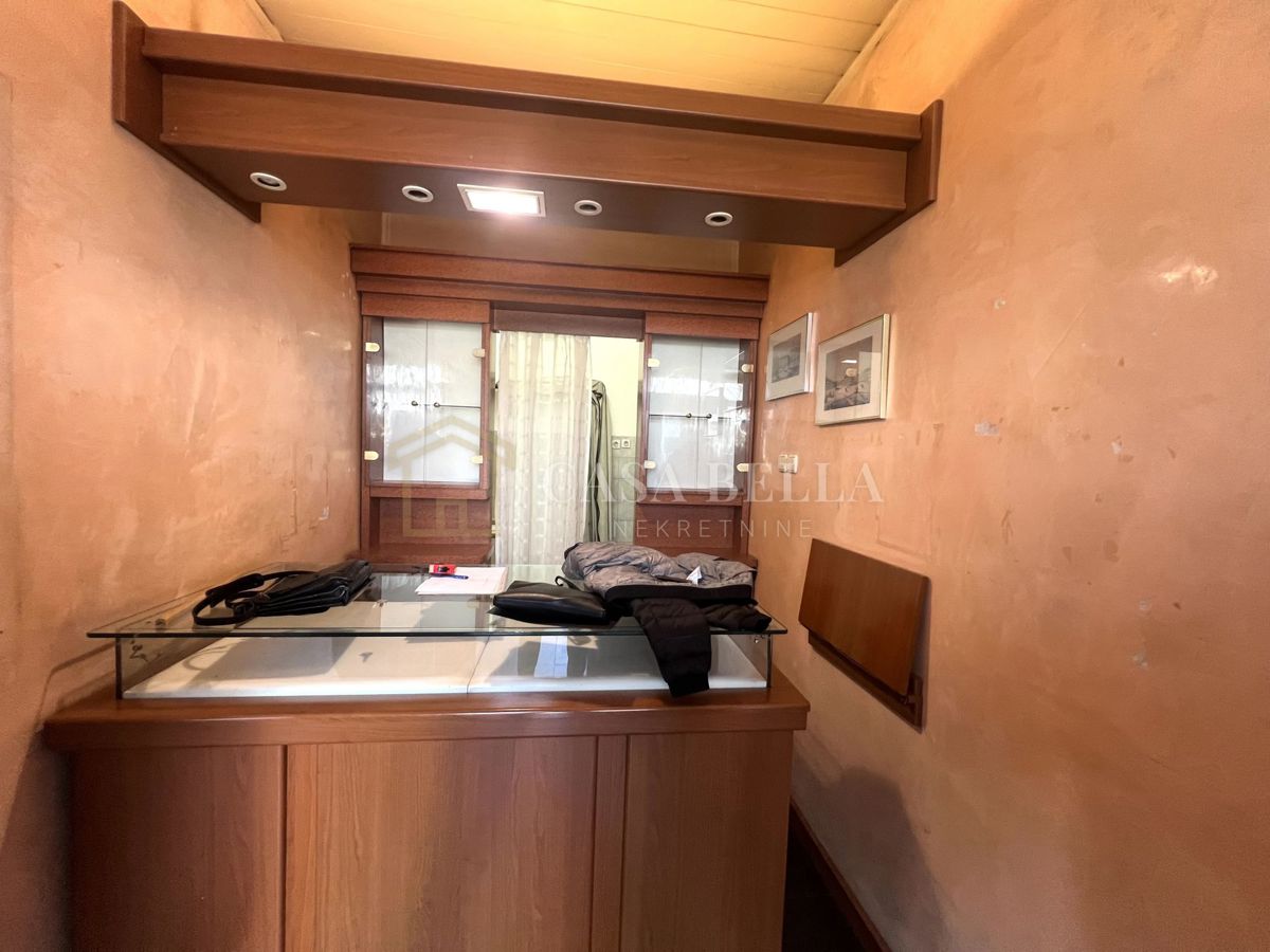 Business premises For rent - Primorsko-goranska Rijeka - foto 1/5