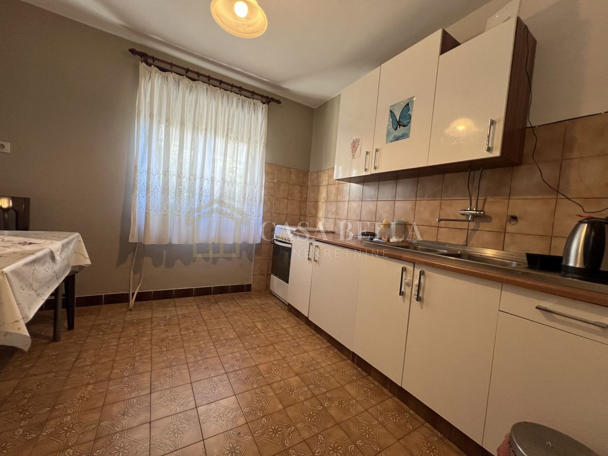 Dom Na predaj - PRIMORSKO-GORANSKA CRIKVENICA