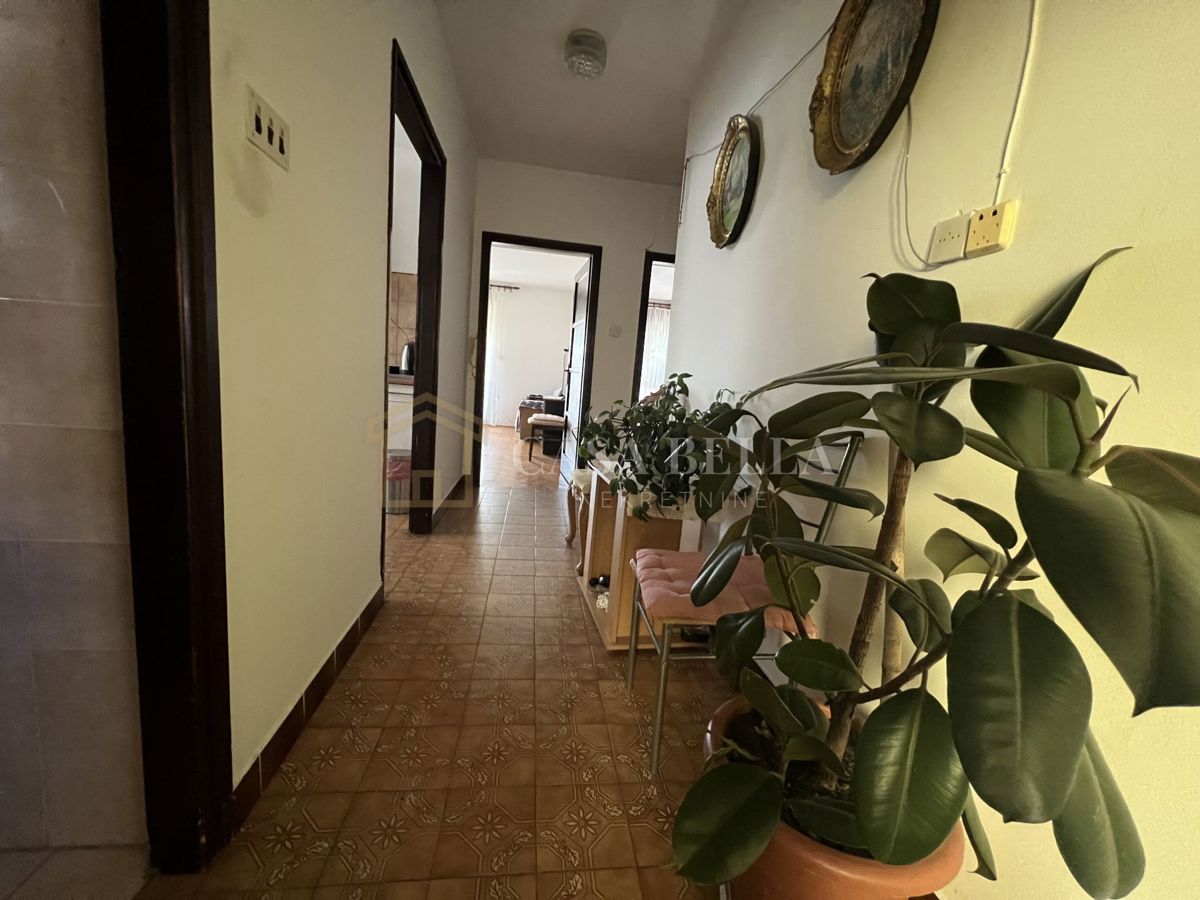 Dom Na predaj - PRIMORSKO-GORANSKA CRIKVENICA
