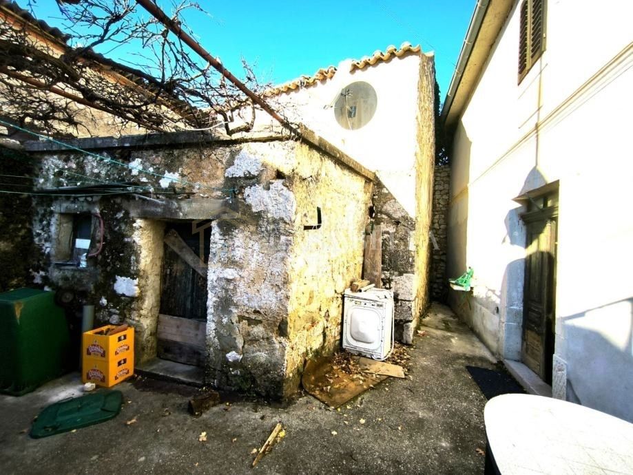 Kuća Na prodaju - PRIMORSKO-GORANSKA VINODOLSKA OPĆINA