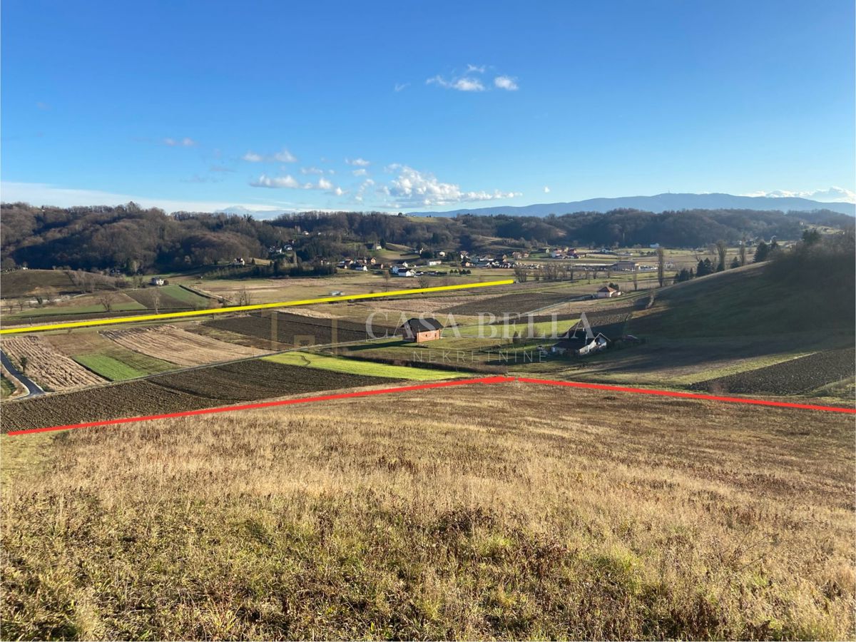 Zemljište Na prodaju - KRAPINSKO-ZAGORSKA KRAPINSKE TOPLICE