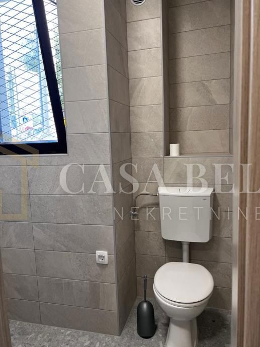 Business premises For sale - PRIMORSKO-GORANSKA VINODOLSKA OPĆINA