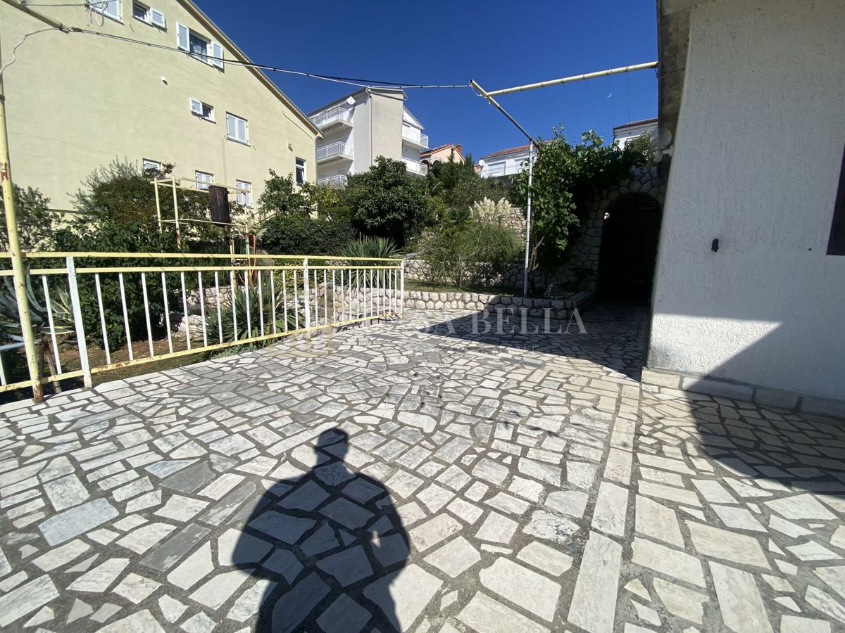 Stan Na prodaju - PRIMORSKO-GORANSKA CRIKVENICA