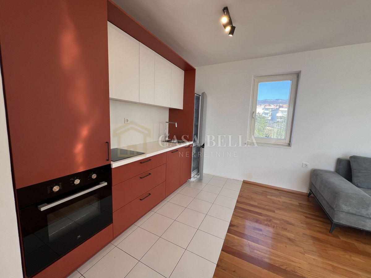 Appartement À vendre - PRIMORSKO-GORANSKA CRIKVENICA