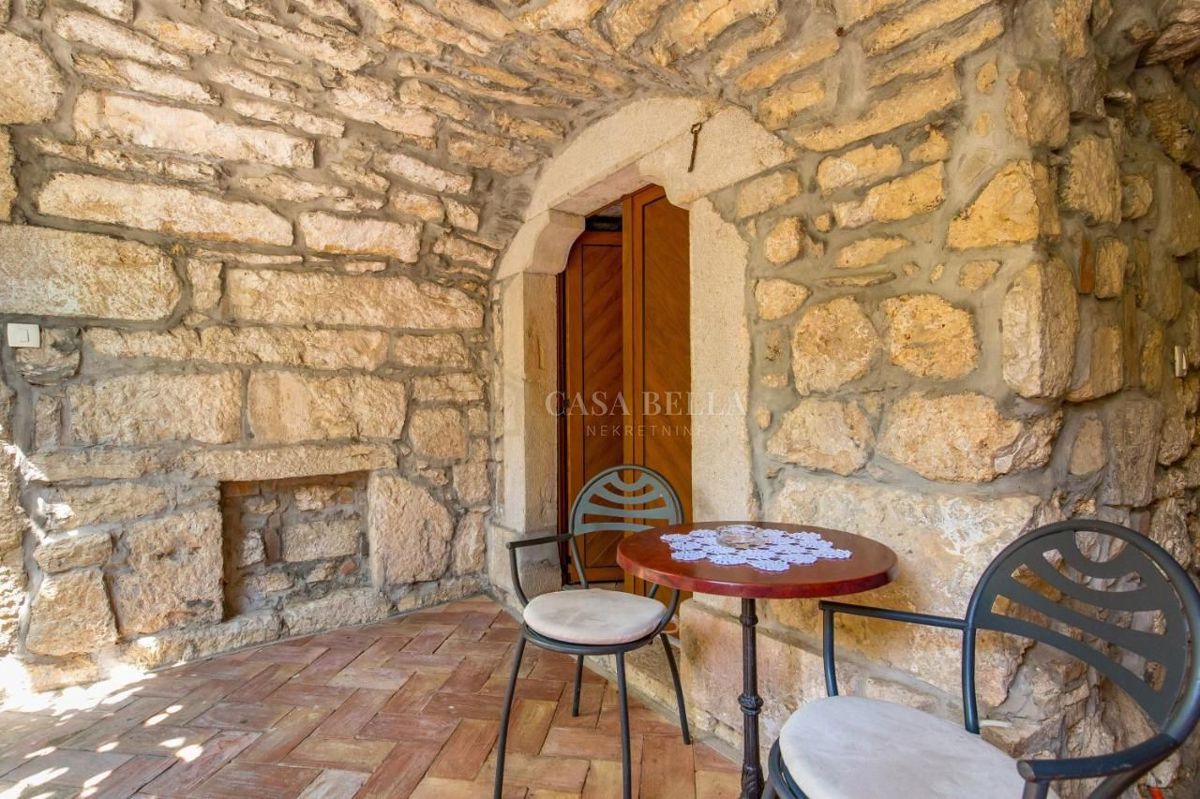 Haus Zu vermieten - PRIMORSKO-GORANSKA VINODOLSKA OPĆINA