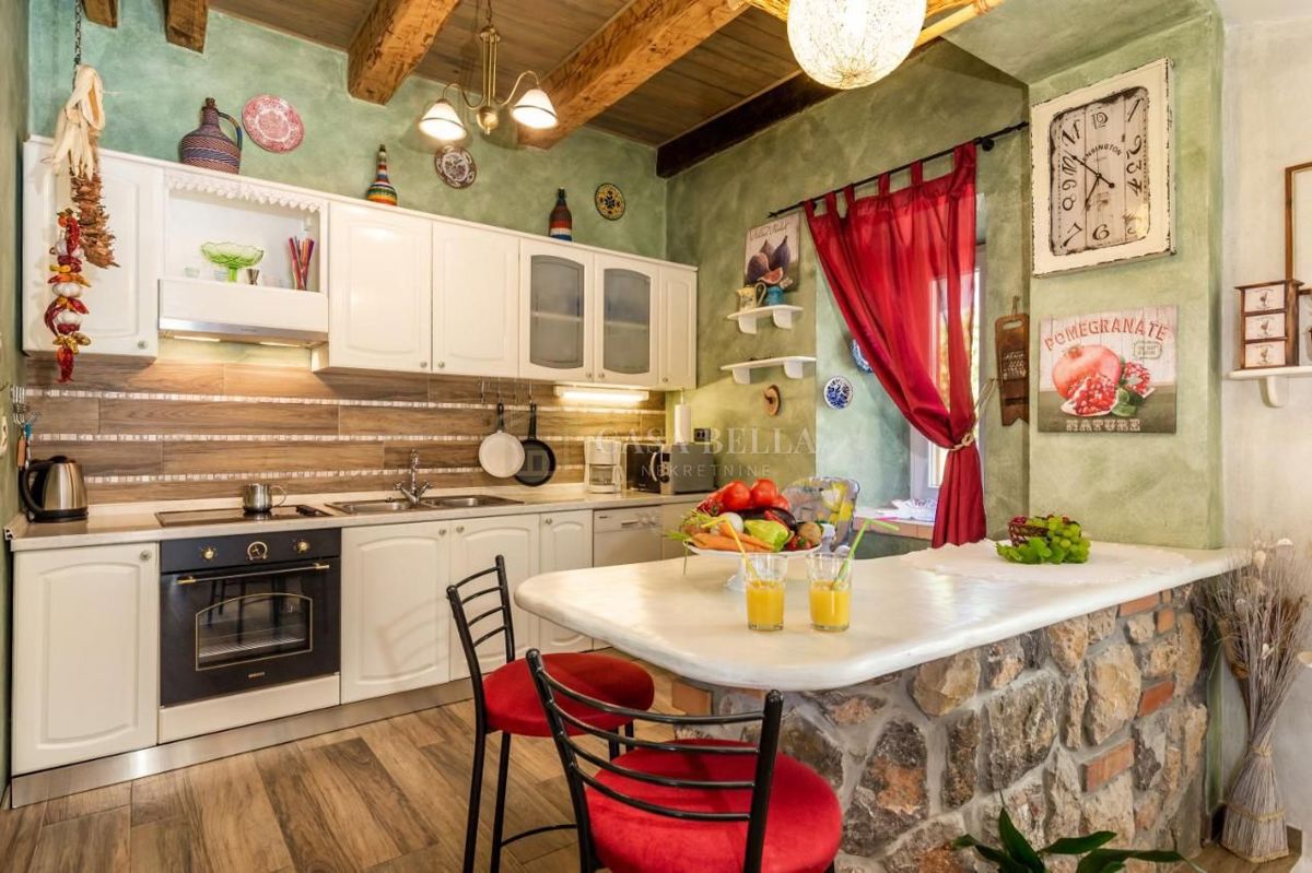Haus Zu vermieten - PRIMORSKO-GORANSKA VINODOLSKA OPĆINA