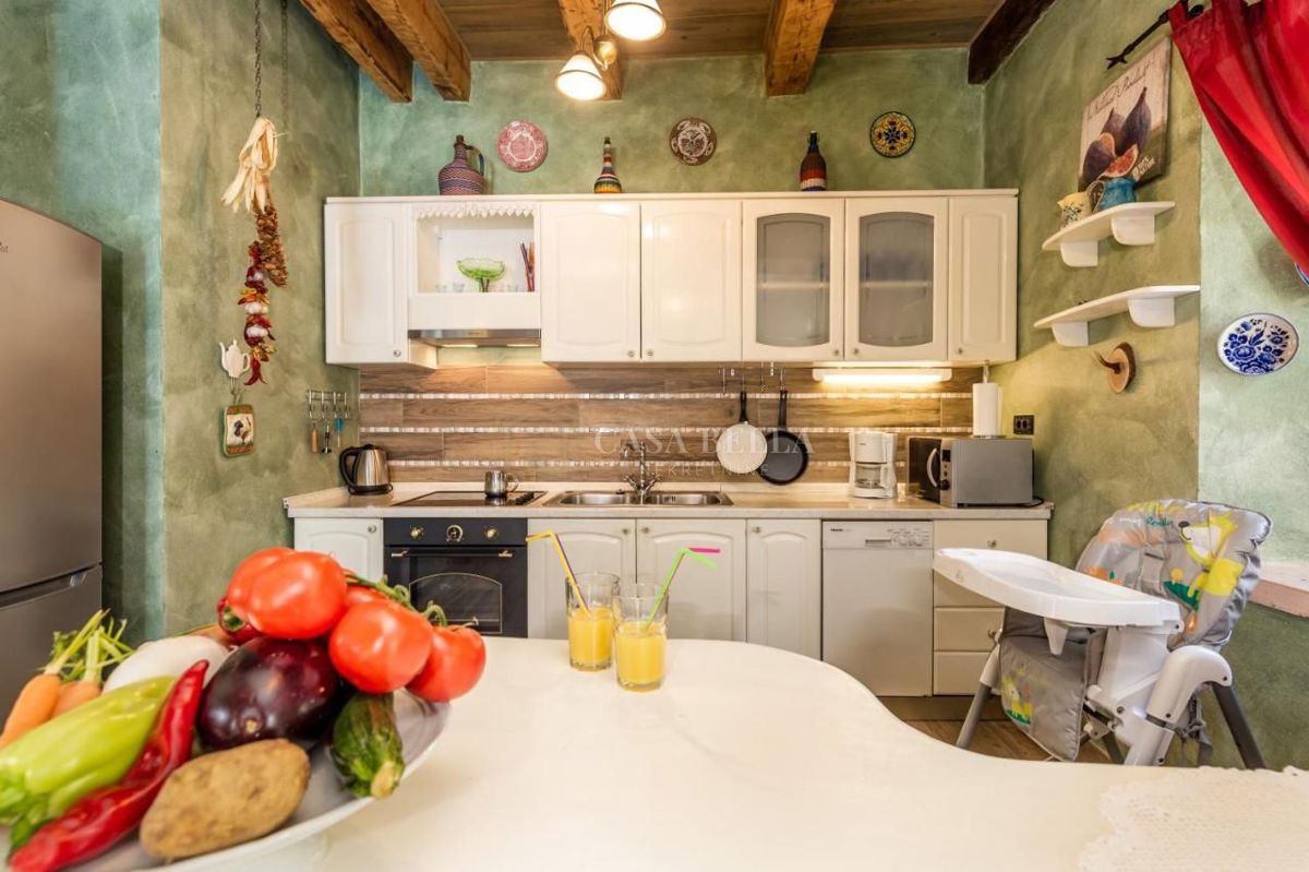 Haus Zu vermieten - PRIMORSKO-GORANSKA VINODOLSKA OPĆINA