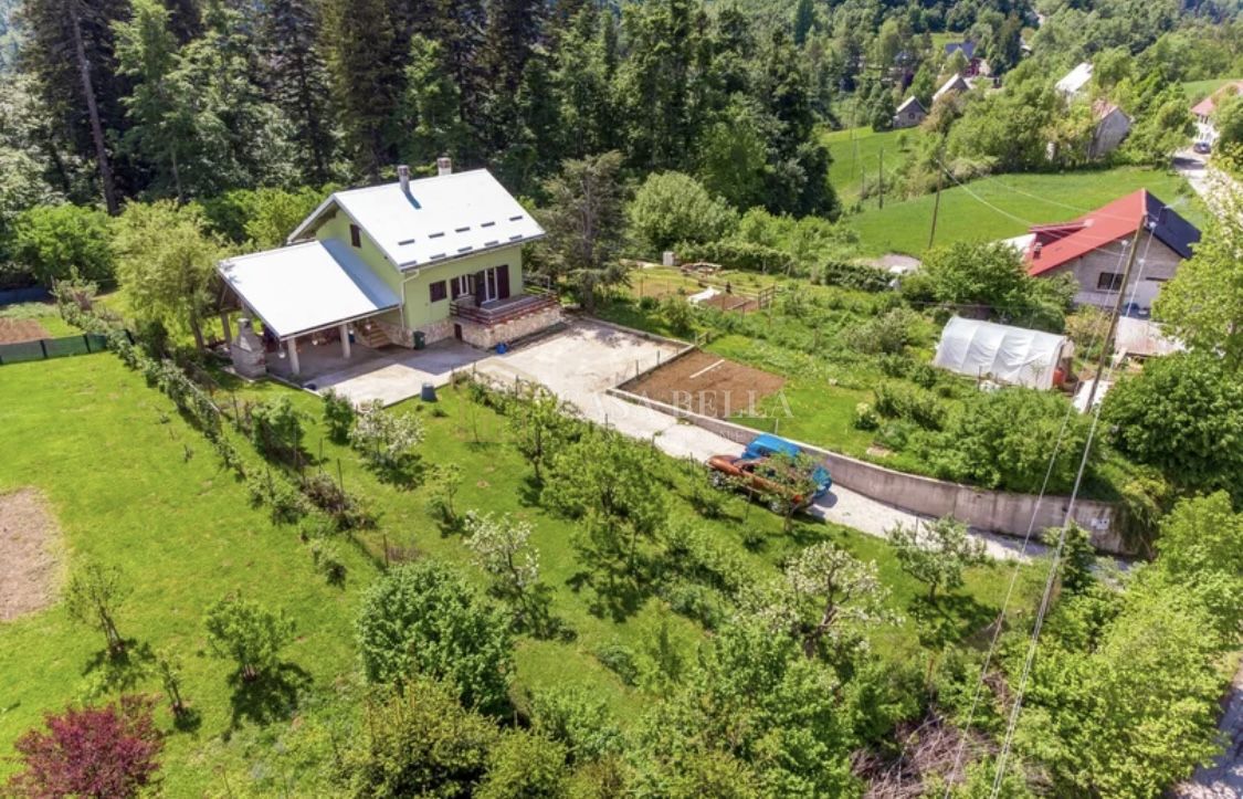 Dom Na predaj - PRIMORSKO-GORANSKA FUŽINE