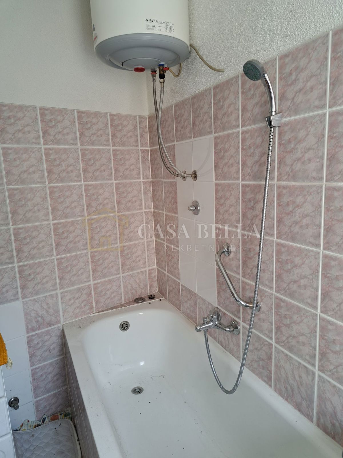Haus Zu verkaufen - OSJEČKO-BARANJSKA VALPOVO
