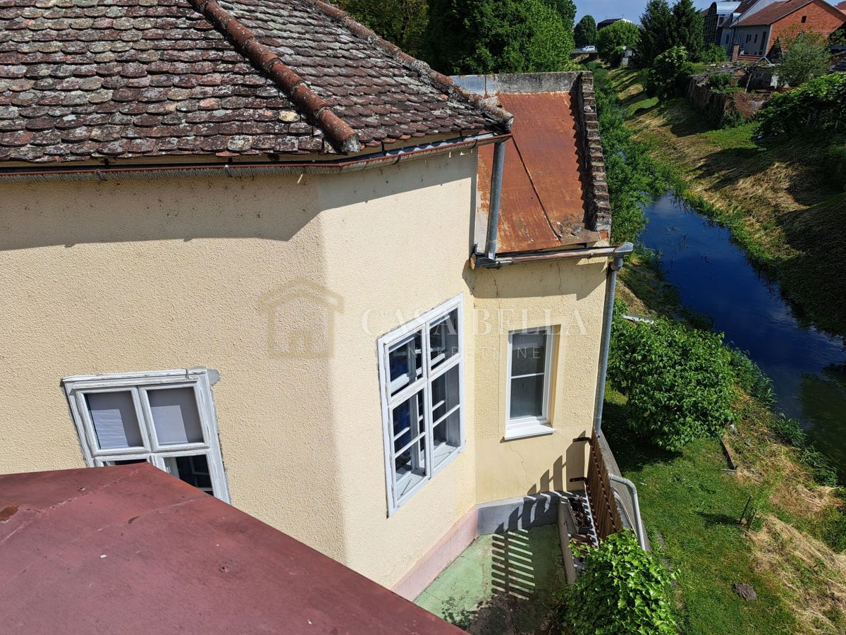 Haus Zu verkaufen - OSJEČKO-BARANJSKA VALPOVO