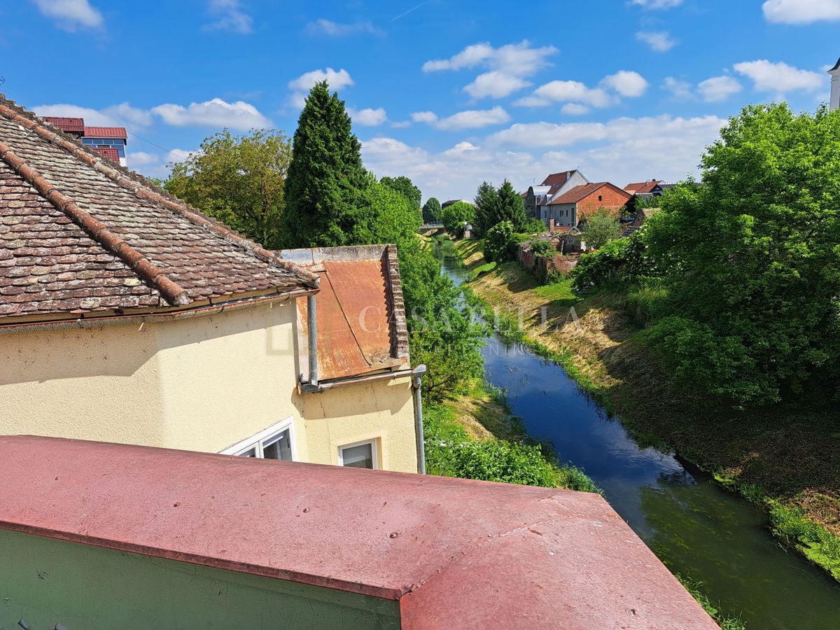 Haus Zu verkaufen - OSJEČKO-BARANJSKA VALPOVO