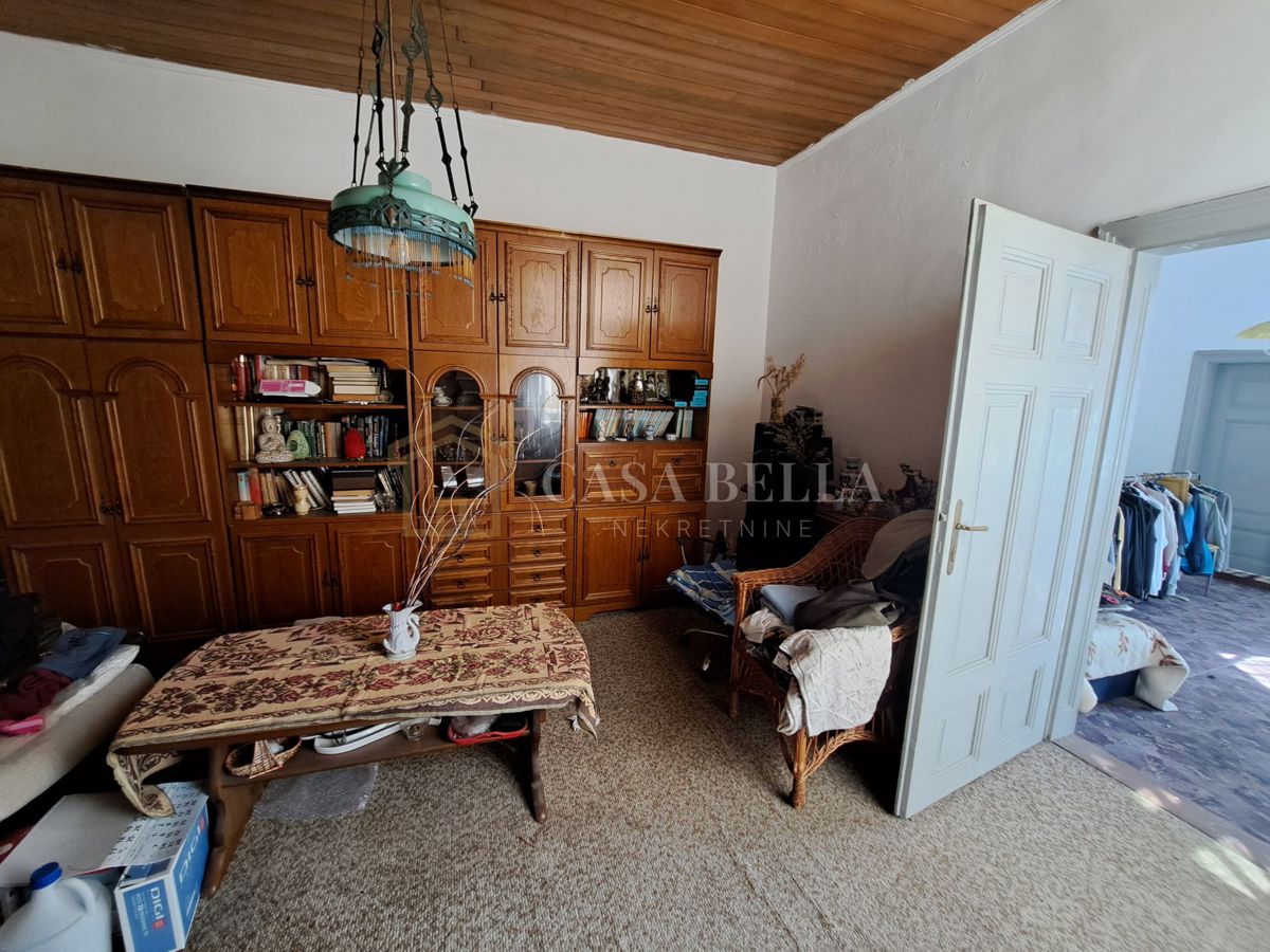 Haus Zu verkaufen - OSJEČKO-BARANJSKA VALPOVO