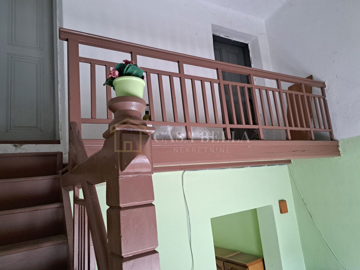 Haus Zu verkaufen - OSJEČKO-BARANJSKA VALPOVO