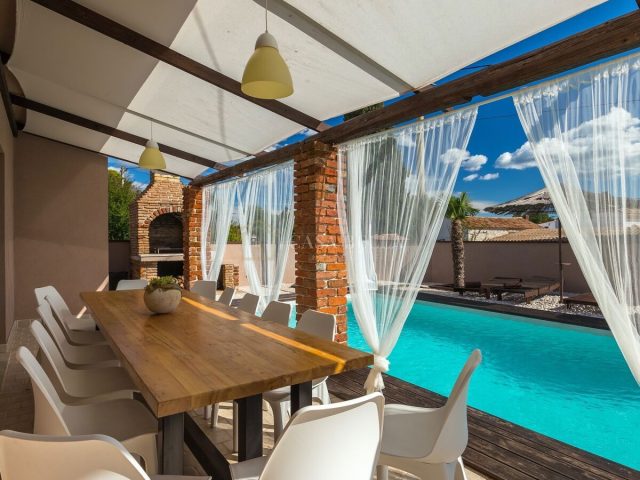 Maison à vendre – Barban