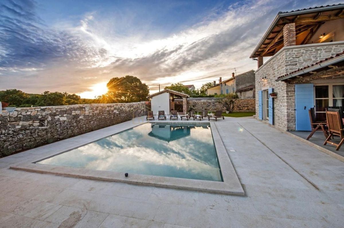 Maison À vendre - ISTARSKA BALE