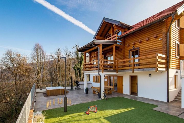Kuća na prodaju – Delnice