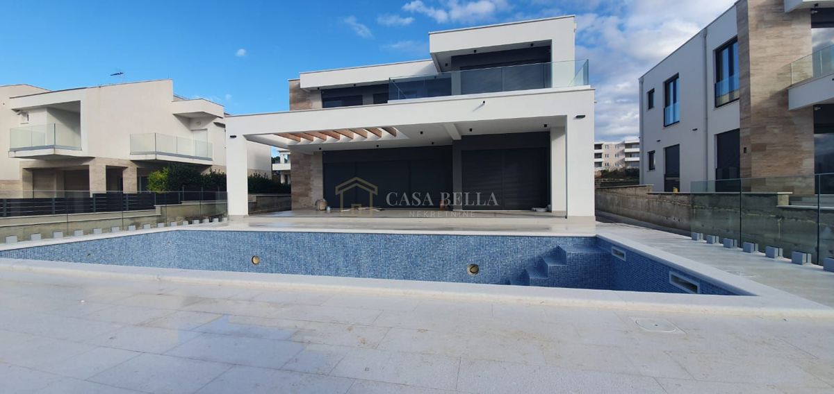 Casa In vendita - Ličko-senjska Novalja - foto 1/12