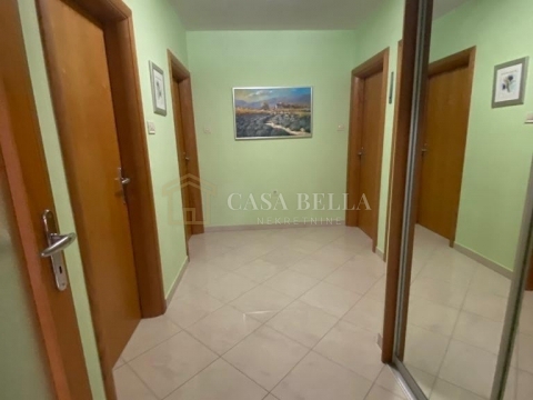 Flat For sale - PRIMORSKO-GORANSKA KASTAV