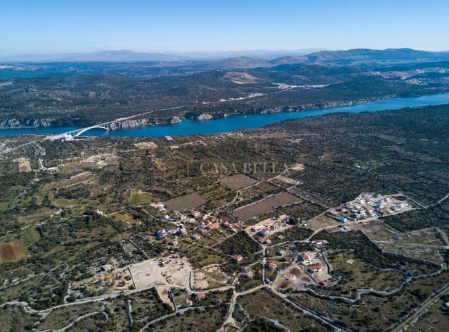 Działka na sprzedaż – Šibenik