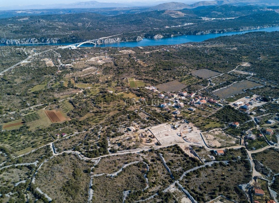 Pozemok Na predaj - ŠIBENSKO-KNINSKA ŠIBENIK