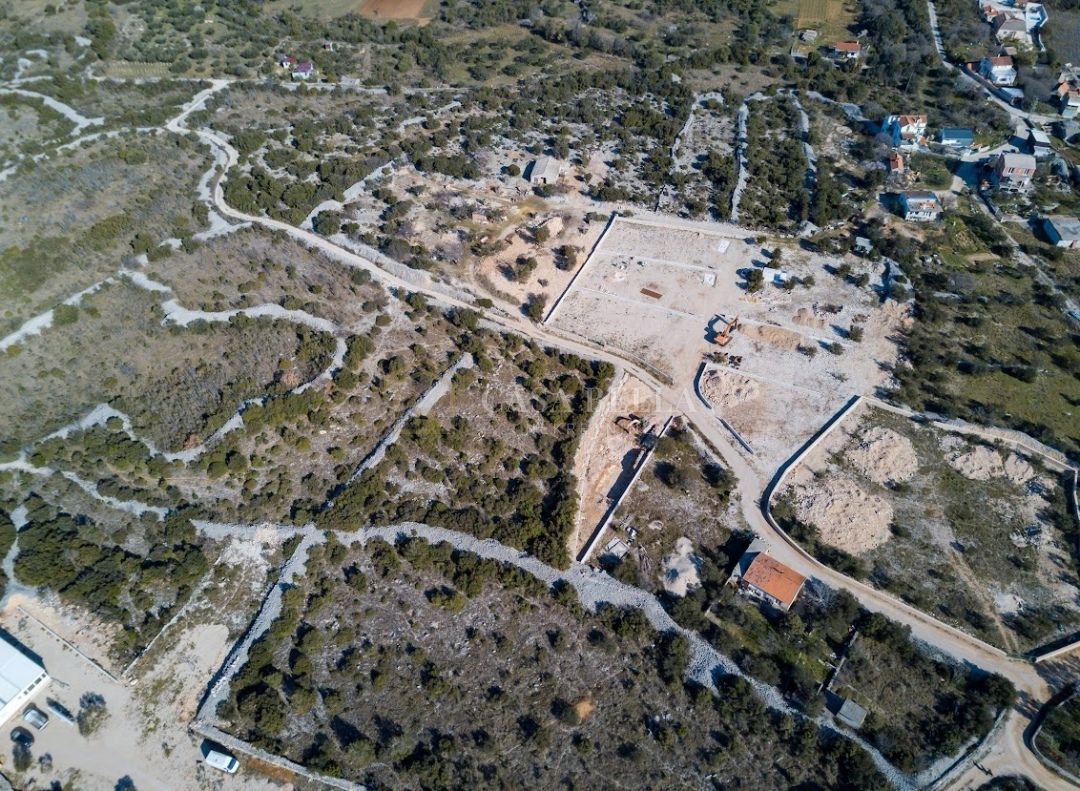 Pozemok Na predaj - ŠIBENSKO-KNINSKA ŠIBENIK