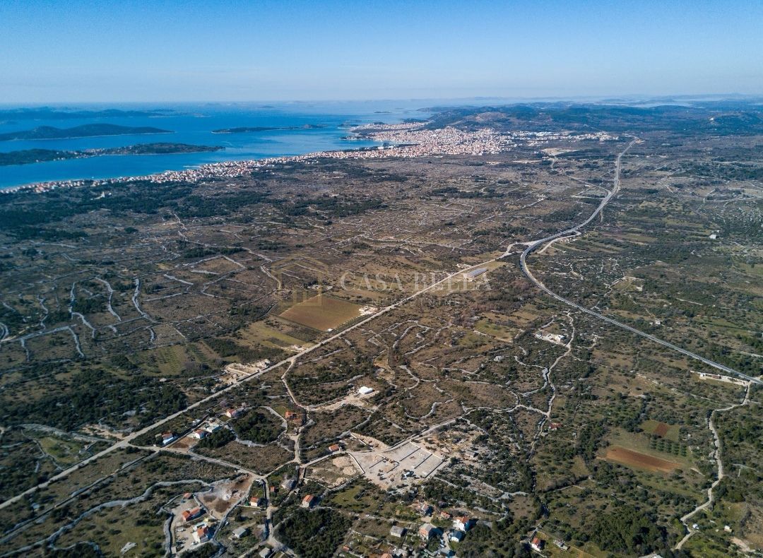 Pozemok Na predaj - ŠIBENSKO-KNINSKA ŠIBENIK