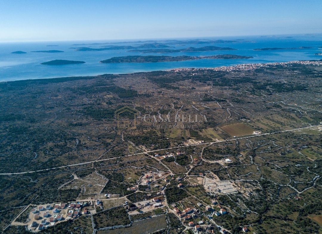Pozemok Na predaj - ŠIBENSKO-KNINSKA ŠIBENIK
