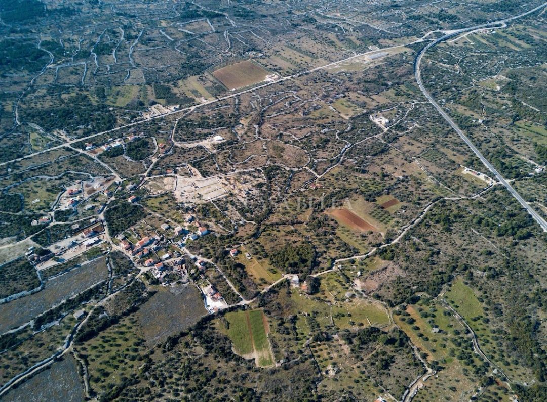 Pozemok Na predaj - ŠIBENSKO-KNINSKA ŠIBENIK