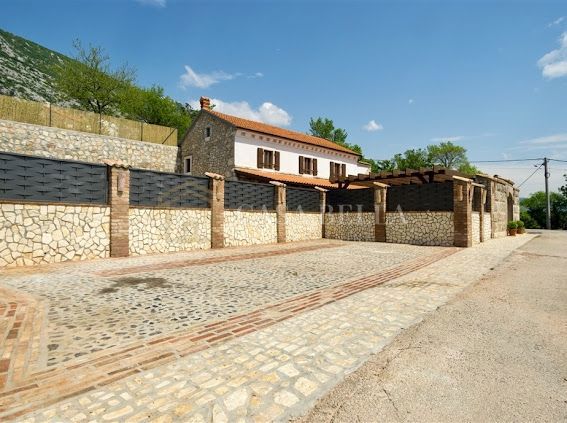 Dom Na sprzedaż - Primorsko-goranska Crikvenica - foto 3/31
