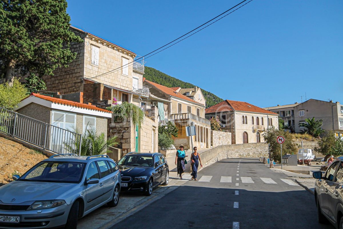 Haus Zu verkaufen - SPLITSKO-DALMATINSKA VIS
