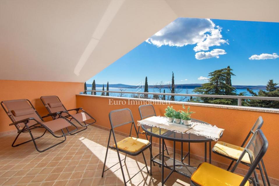 Kuća Na prodaju - PRIMORSKO-GORANSKA CRIKVENICA