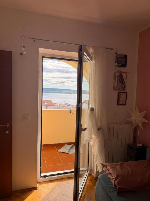 Stan Na prodaju - PRIMORSKO-GORANSKA CRIKVENICA