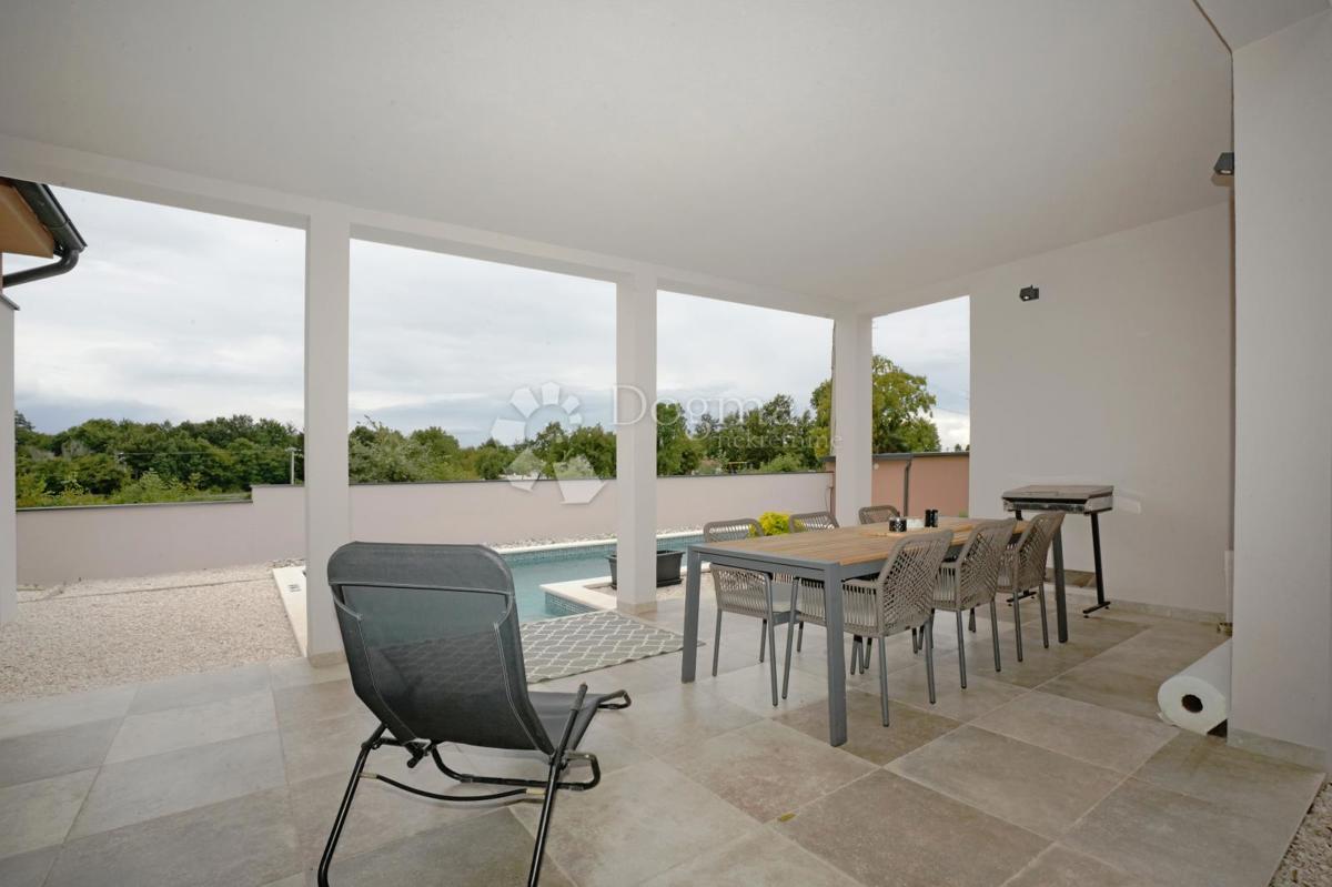 Maison À vendre - ISTARSKA SVETVINČENAT